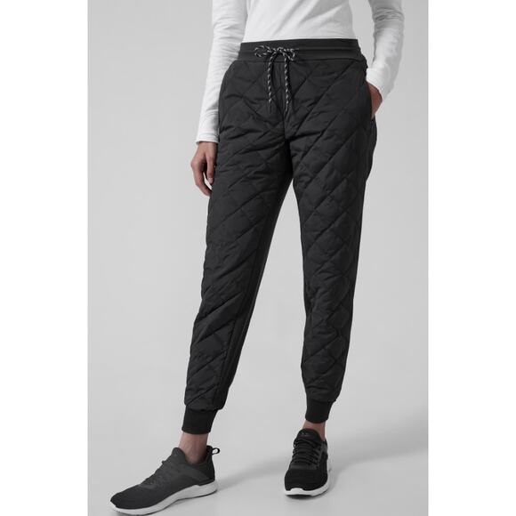 NWT Athleta Pants Apres Ski Down Joggers Quilted Puffer Gorpcore Comfy Outdoor